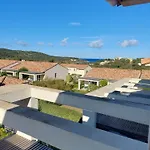 度假居 De Lozari *