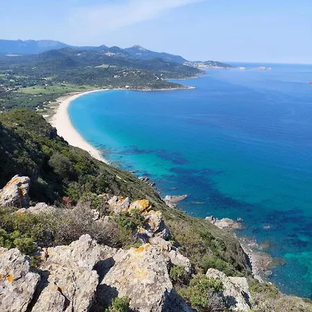 Сasa de vacaciones De Lozari