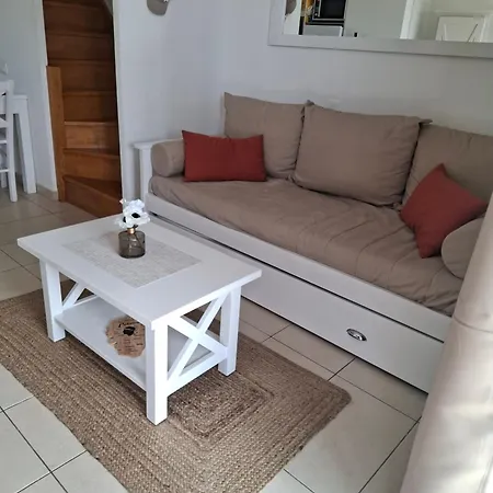 De Lozari Tatil Evi